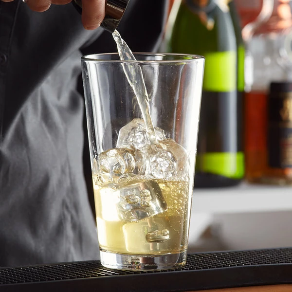 Libbey Restaurant Basics 20 Oz. Customizable Mixing Glass - 24/Case 1 Libbey Restaurant Basics 20 Oz. Customizable Mixing Glass - 24/Case