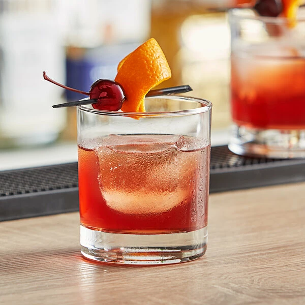Acopa Straight Up 10 Oz. Rocks / Old Fashioned Glass - 12/Case 1 Acopa Straight Up 10 Oz. Rocks / Old Fashioned Glass - 12/Case